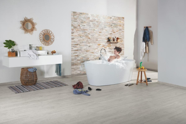 Ламинат Quick-Step Дуб фантазийный светло-серый IMU3560 Ламинат Quick-Step Дуб фантазийный светло-серый IMU3560