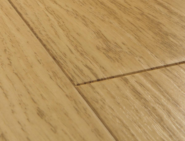 Ламинат Quick-Step Доска натурального дуба лакированная IM3106