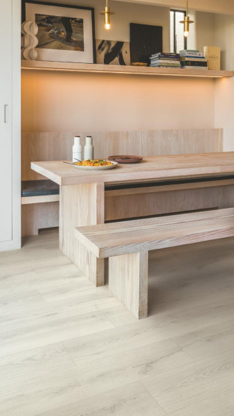 Ламинат Quick-Step Дуб пепельный серый CLH5786 Ламинат Quick-Step Дуб пепельный серый CLH5786