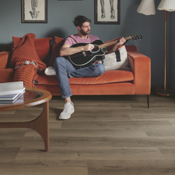 Ламинат Quick-Step Дуб коричневый брашированный SIU4766