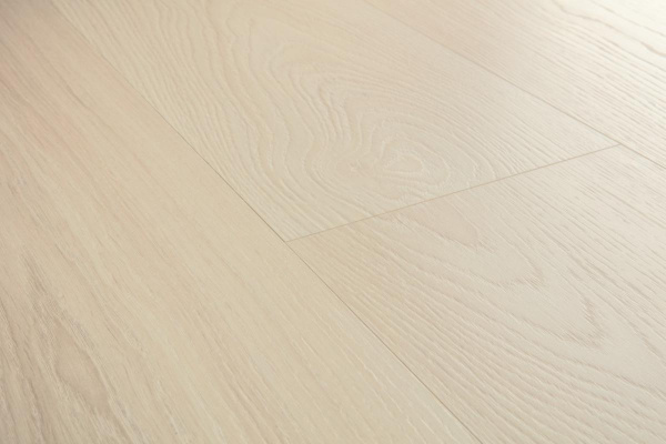 Ламинат Quick-Step Дуб бежевый премиум CLH4093